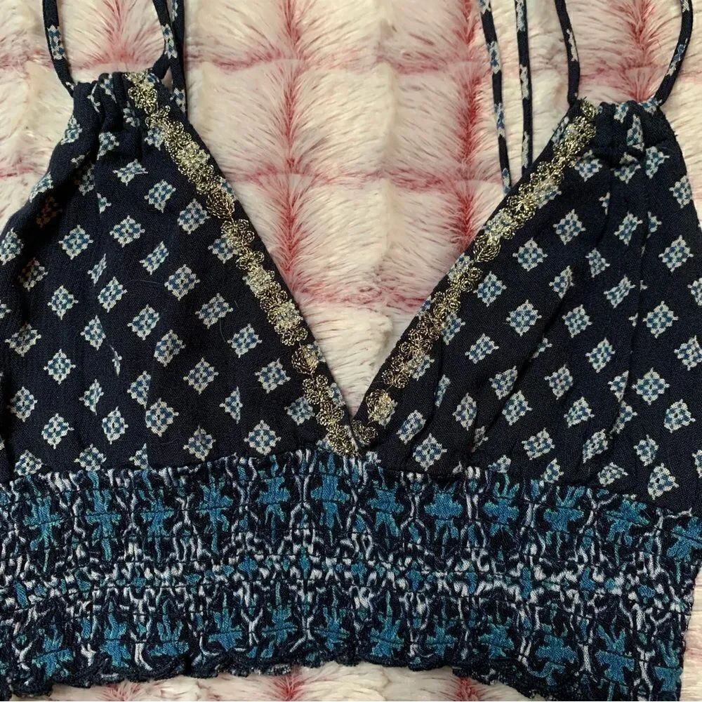 Urban outfitters Bralette Size XS - Picture 3 of 5